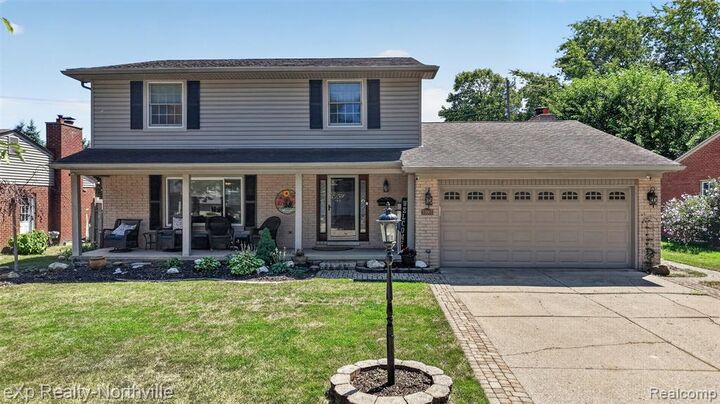 Property Photo: 32665 Scone Street MI 48154 4137