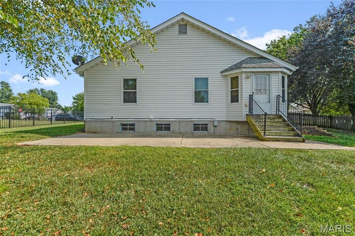 Property Photo:  88 Mallard Pointe Drive  MO 63368 