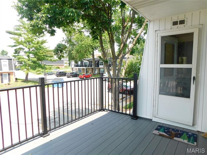 Property Photo: 1673 Herault Place F MO 63125