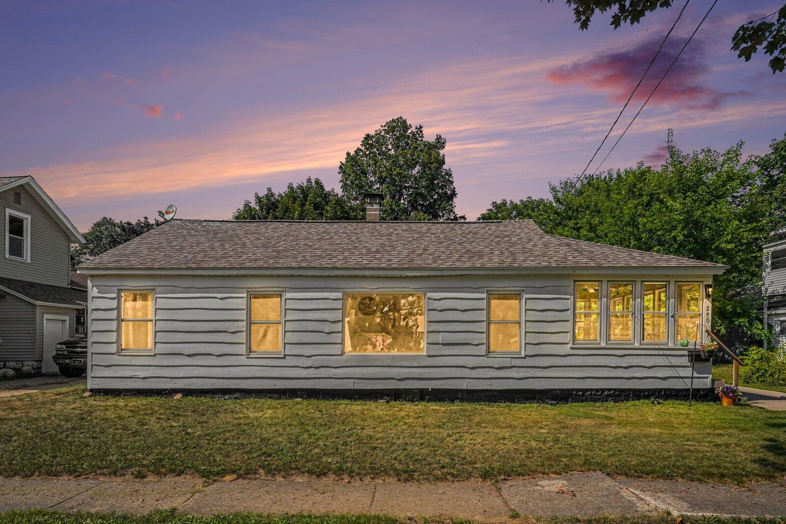 Property Photo: 250 W Franklin Street MI 49078