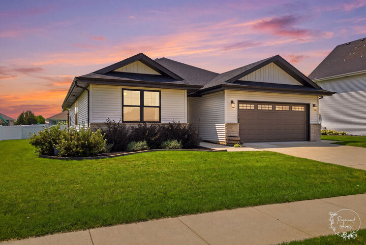Property Photo:  1550 Eagles Landing  IL 60950 