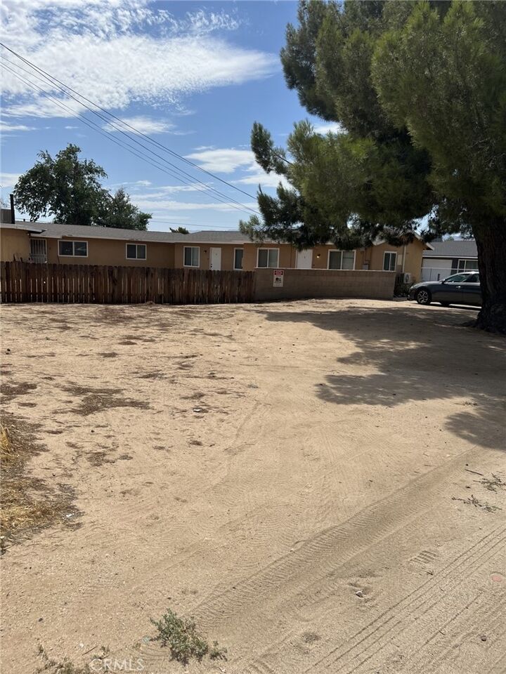 Property Photo:  12623 Kiowa  CA 92308 