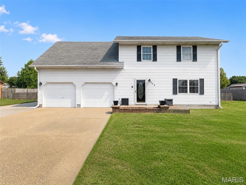 Property Photo: 208 Foust Drive MO 63801