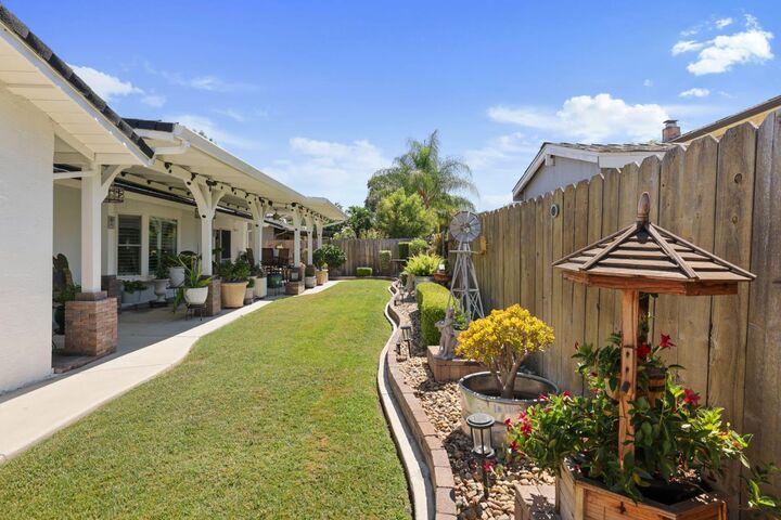 Property Photo:  2882 Smoke Tree Circle  CA 95209 