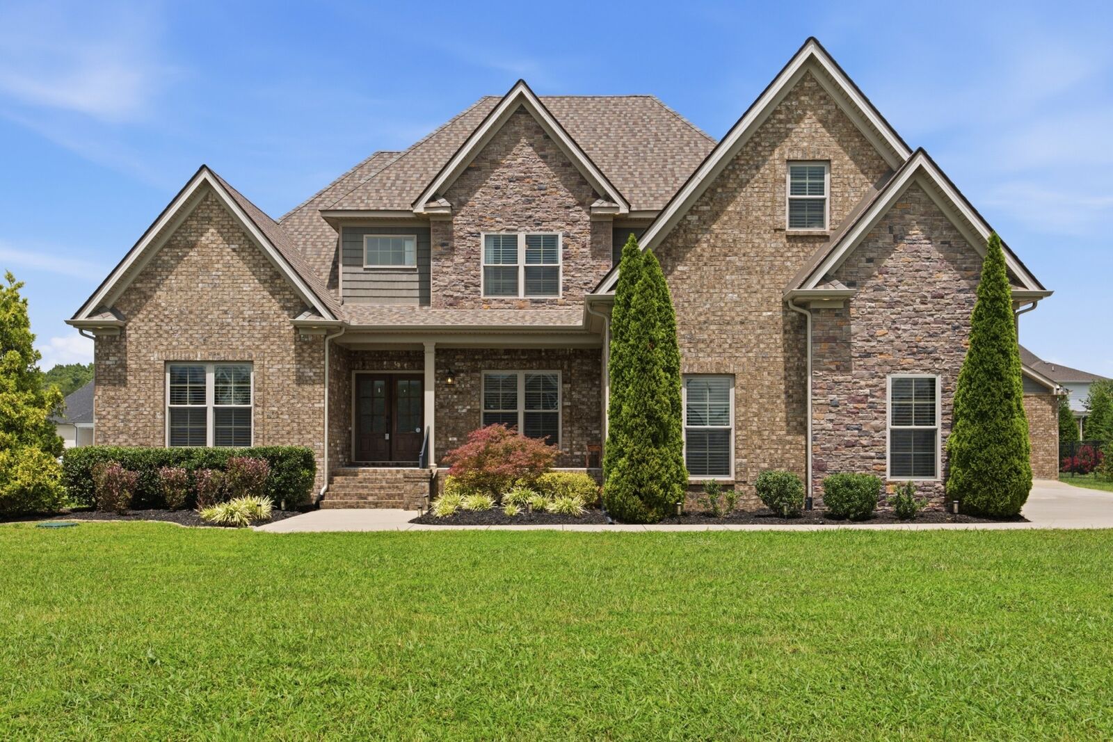 Property Photo: 190 Beverly Randolph Dr TN 37129
