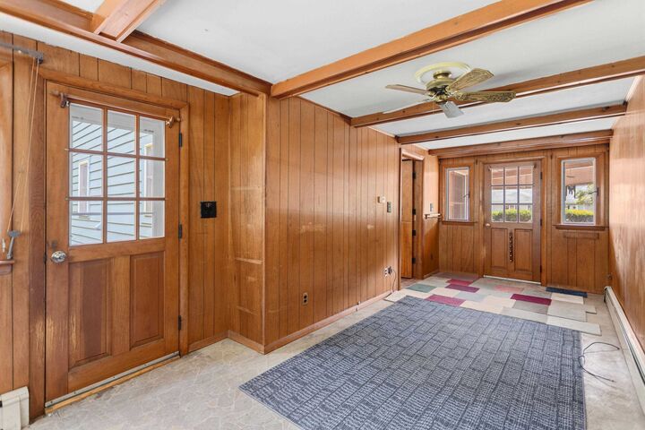 Property Photo: 6 Hartswood Road NH 03820