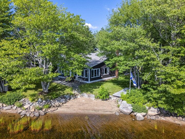 Property Photo:  285 Meadow Lane  NS B4N 3V8 