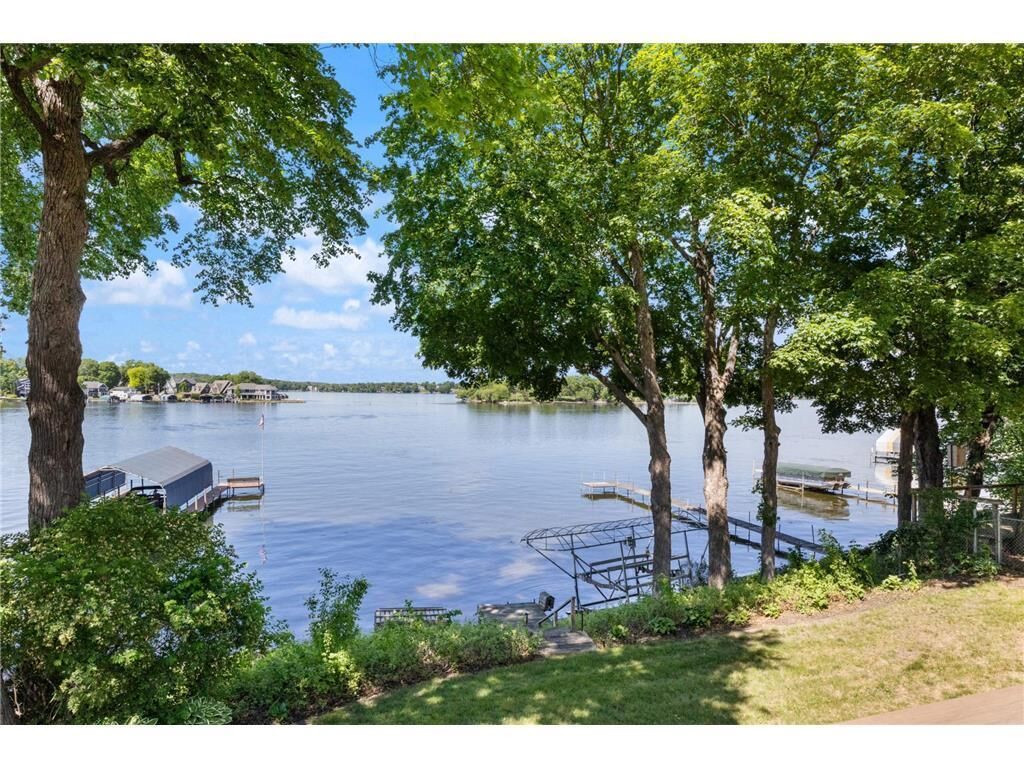 Property Photo:  4580 West Arm Road  MN 55384 