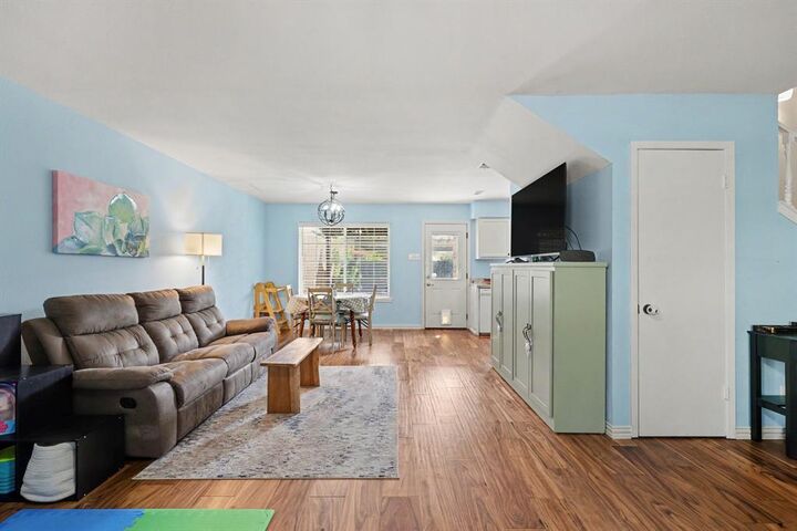 Property Photo: 311 Towne House Lane TX 75081
