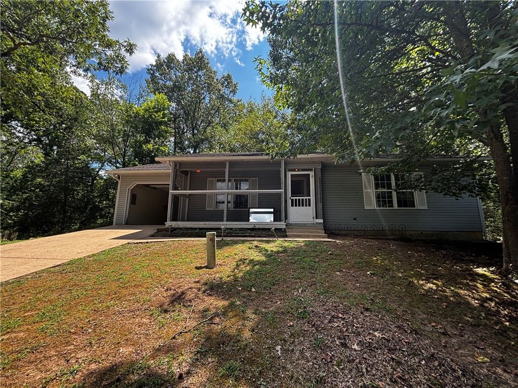 Property Photo:  118 Jay Lane  AR 72632 