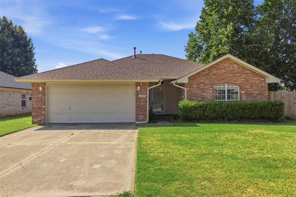 Property Photo:  10116 Glascow Drive  OK 73099 