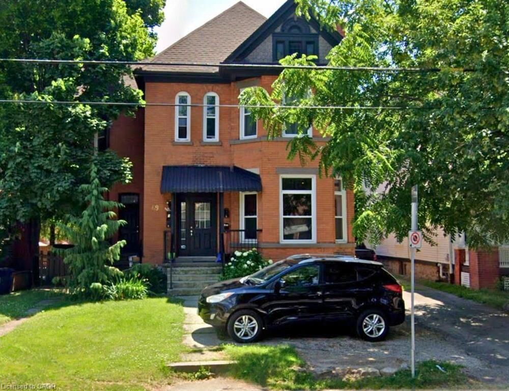 Property Photo: 69 Sherman Avenue S 4 ON L8M 2P8