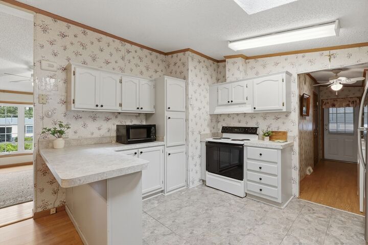 Property Photo:  33 Bayberry Drive  MA 01440 