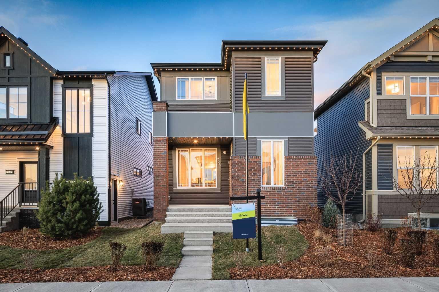 Property Photo: 906 Chinook Winds Meadow SW AB T4B 5P7