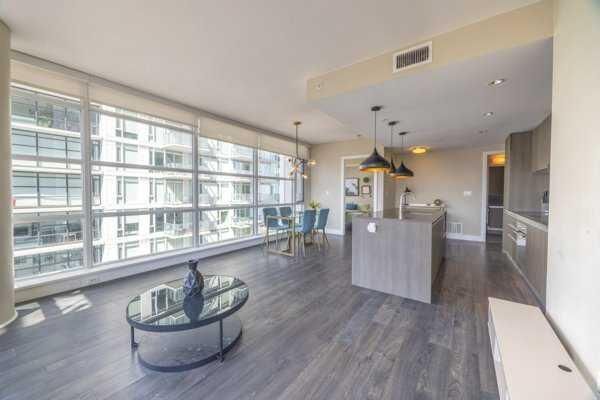 Property Photo: 1188 3rd Street SE 2407 AB T2G 1H7