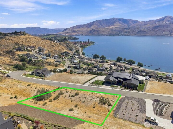 Property Photo:  127  Crystal Crest Drive  WA 98816 