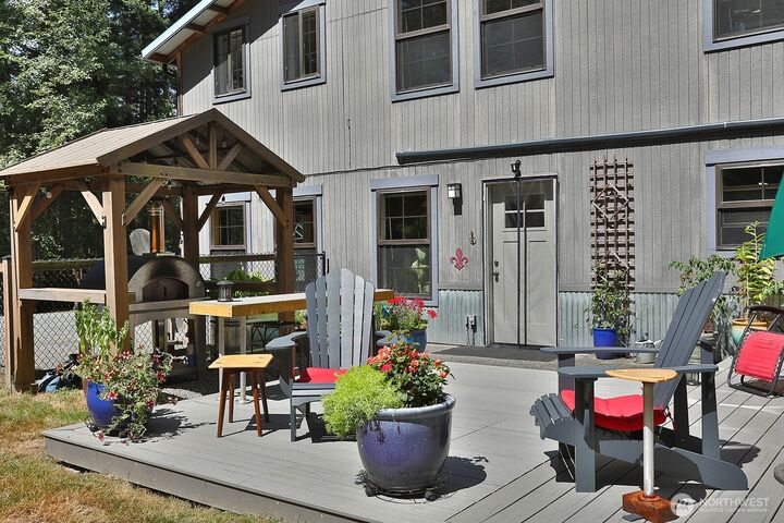 Property Photo: 6532 Wahl Road WA 98249