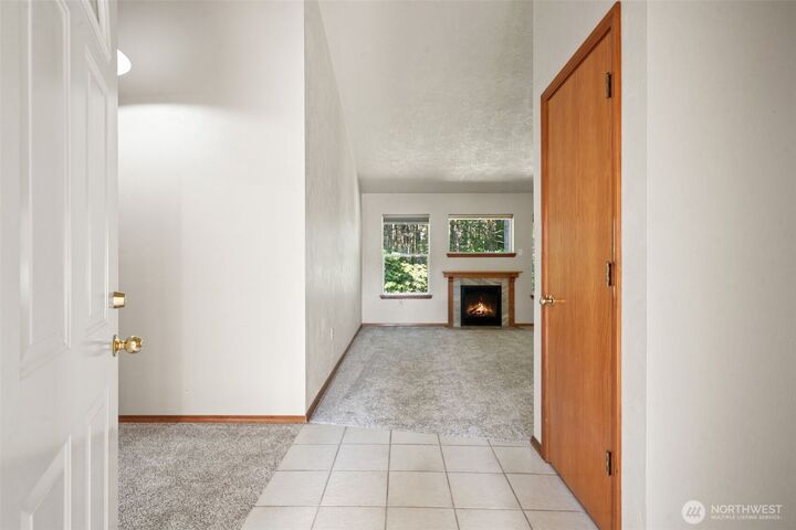Property Photo: 170 E Beaumont Drive A WA 98584
