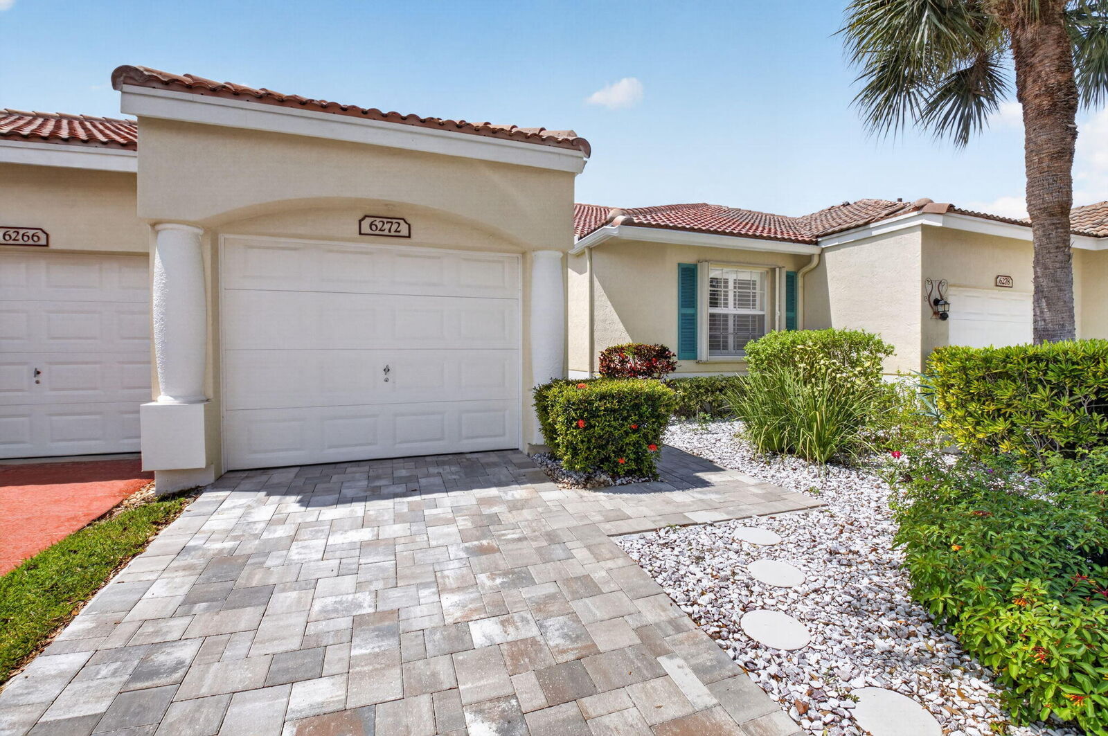 Property Photo: 6272 Petunia Road FL 33484