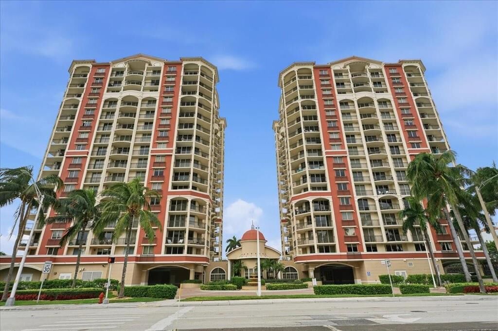Property Photo:  2001 N Ocean Boulevard 1106  FL 33305 