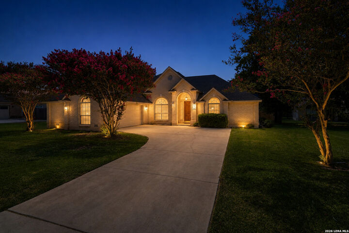 Property Photo:  8408 Traciney Blvd  TX 78255 
