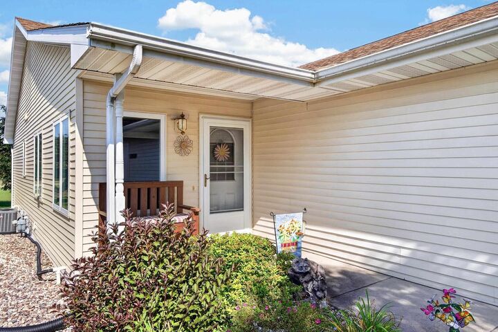 Property Photo:  571 N Wisconsin Street  WI 54923 