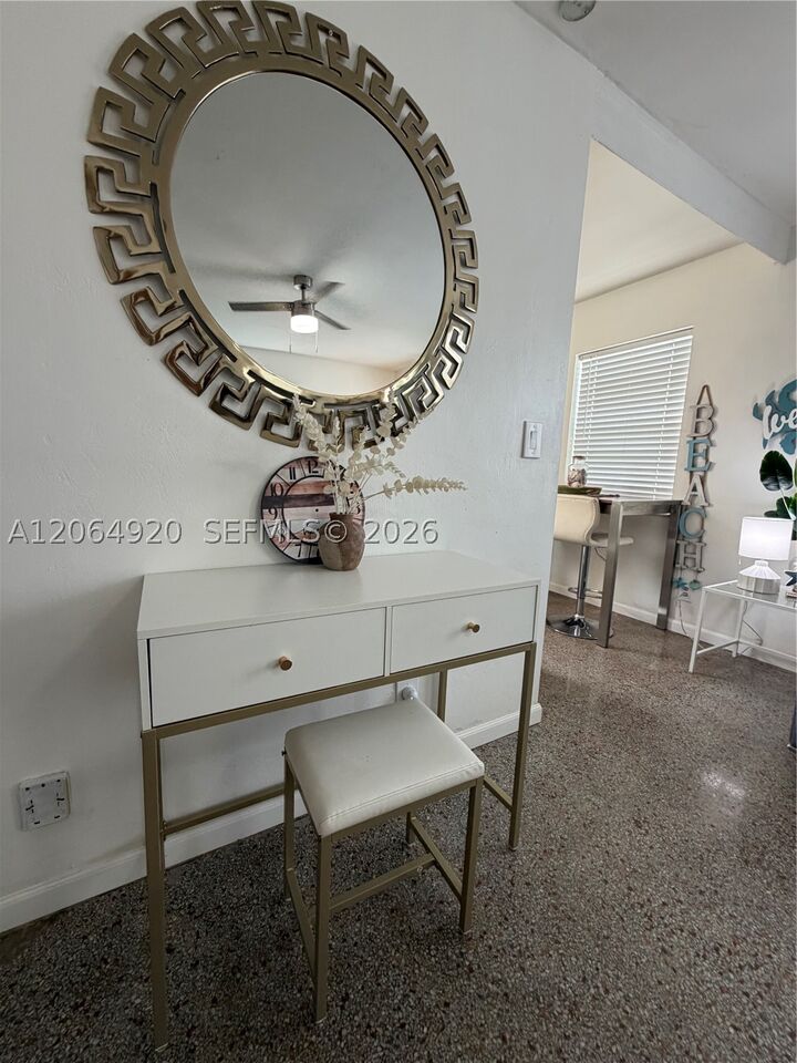 Property Photo:  2130 McKinley St 1  FL 33020 