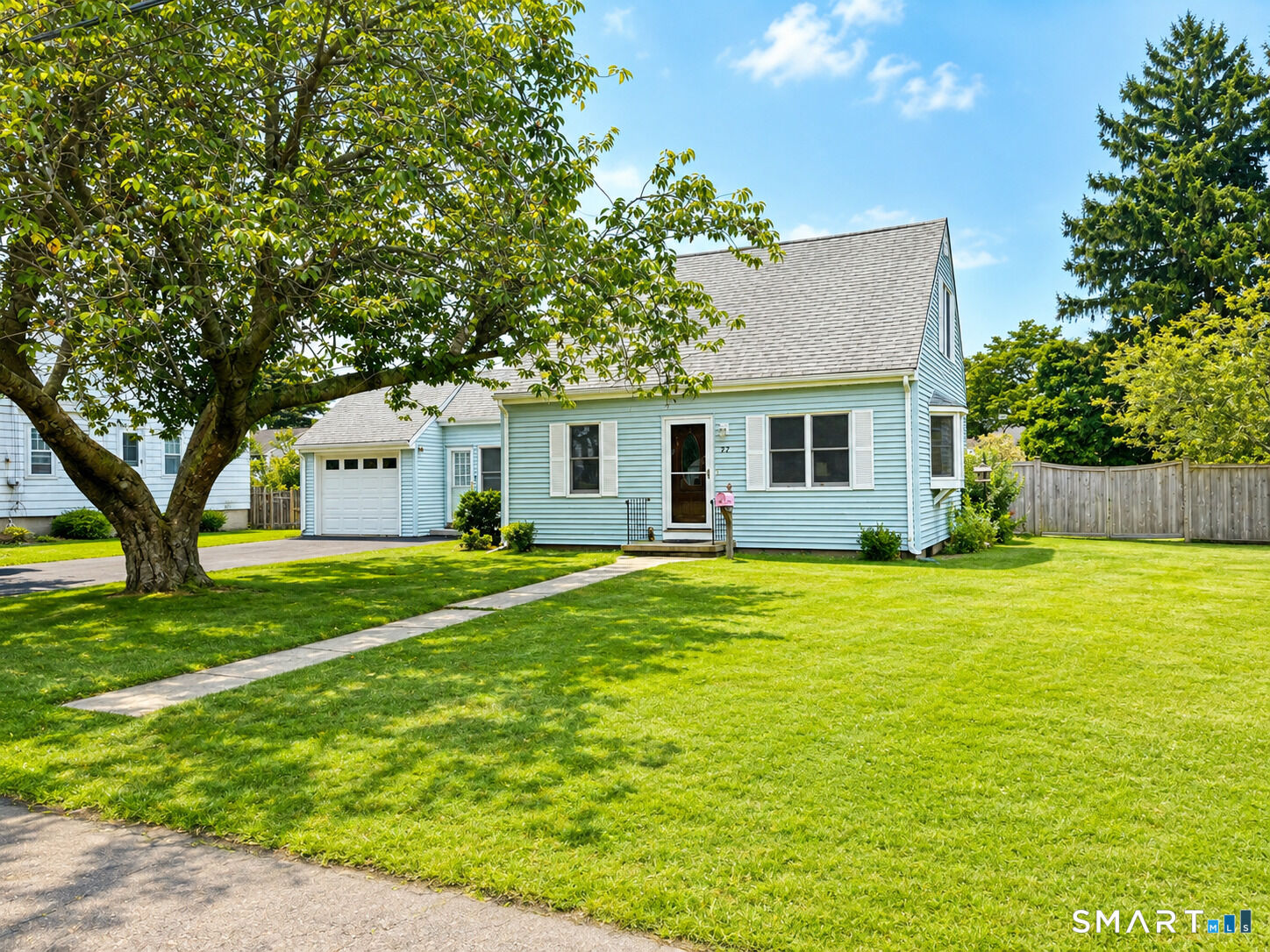 Property Photo:  82 Laurel Street  CT 06615 
