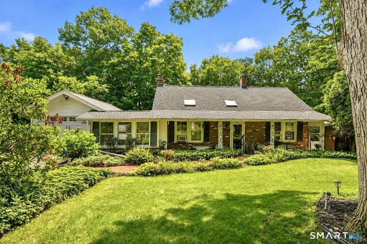 Property Photo:  6 Sunrise Ridge  CT 06481 
