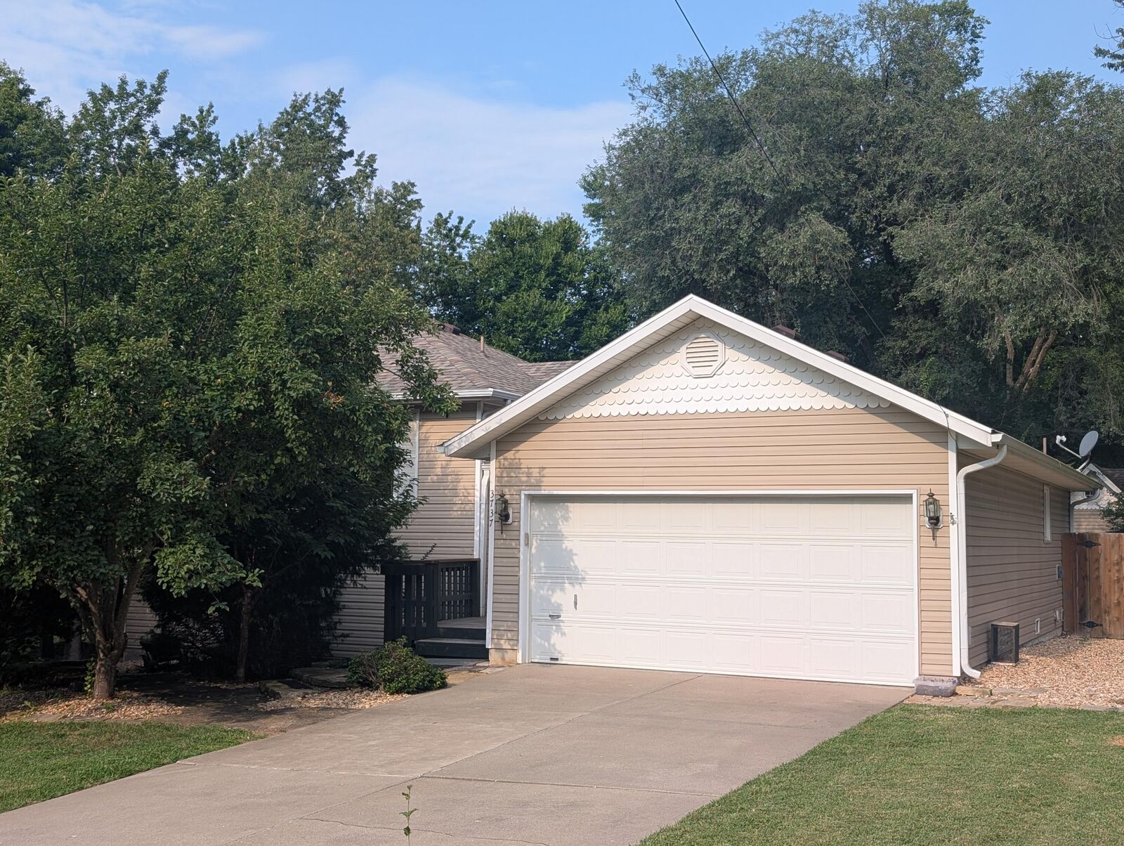 Property Photo:  3737 S Oak Avenue  MO 65804 