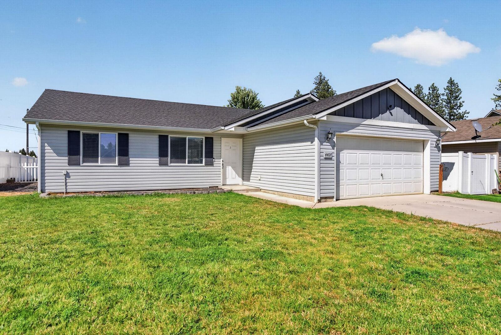 Property Photo: 4407 S Mack Rd WA 99224