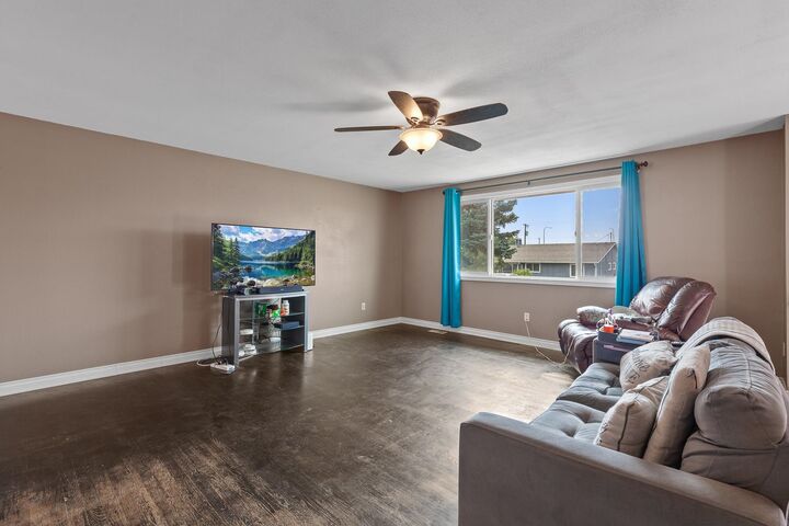 Property Photo:  12528 W 13th Ave  WA 99001 
