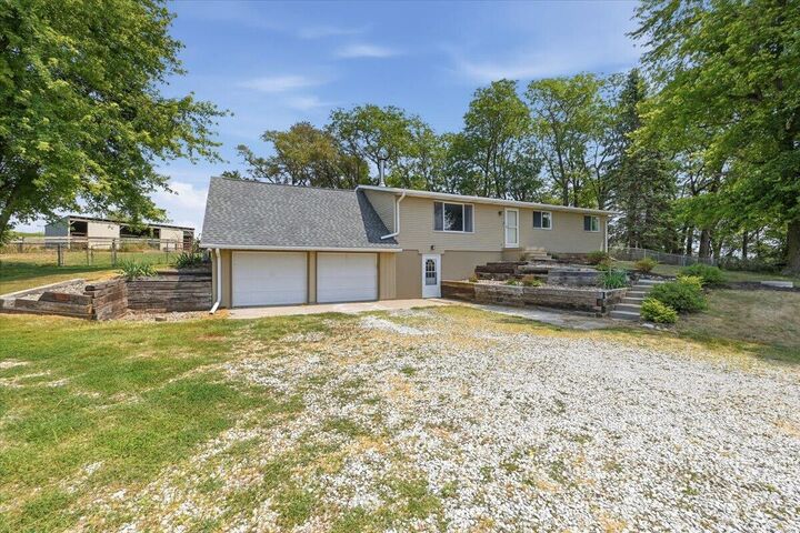 Property Photo: 42122 Rosewood Road IA 51521