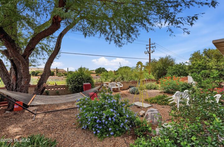 Property Photo:  132 E Santa Rebecca Drive  AZ 85614 