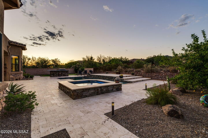 Property Photo: 6096 W Sonoran Links Lane AZ 85658