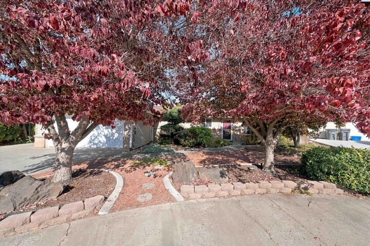 Property Photo:  417 S Tweedt Pl  WA 99336 