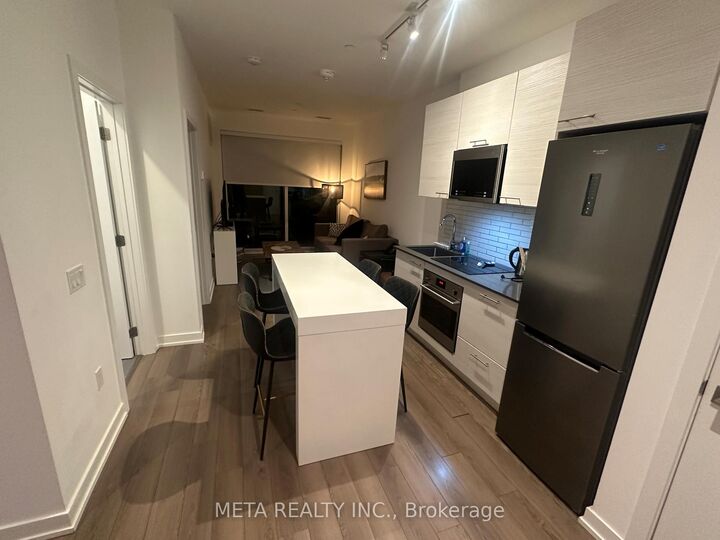 Property Photo:  120 Carrick Trail 107  ON P1P 0A1 