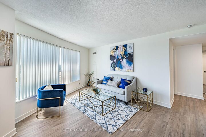 Property Photo: 38 Lee Centre Drive 2605 ON M1H 3J7