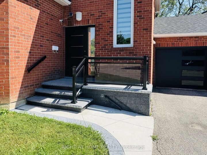 Property Photo:  6302 Tenth Line Main  ON L5N 5T1 