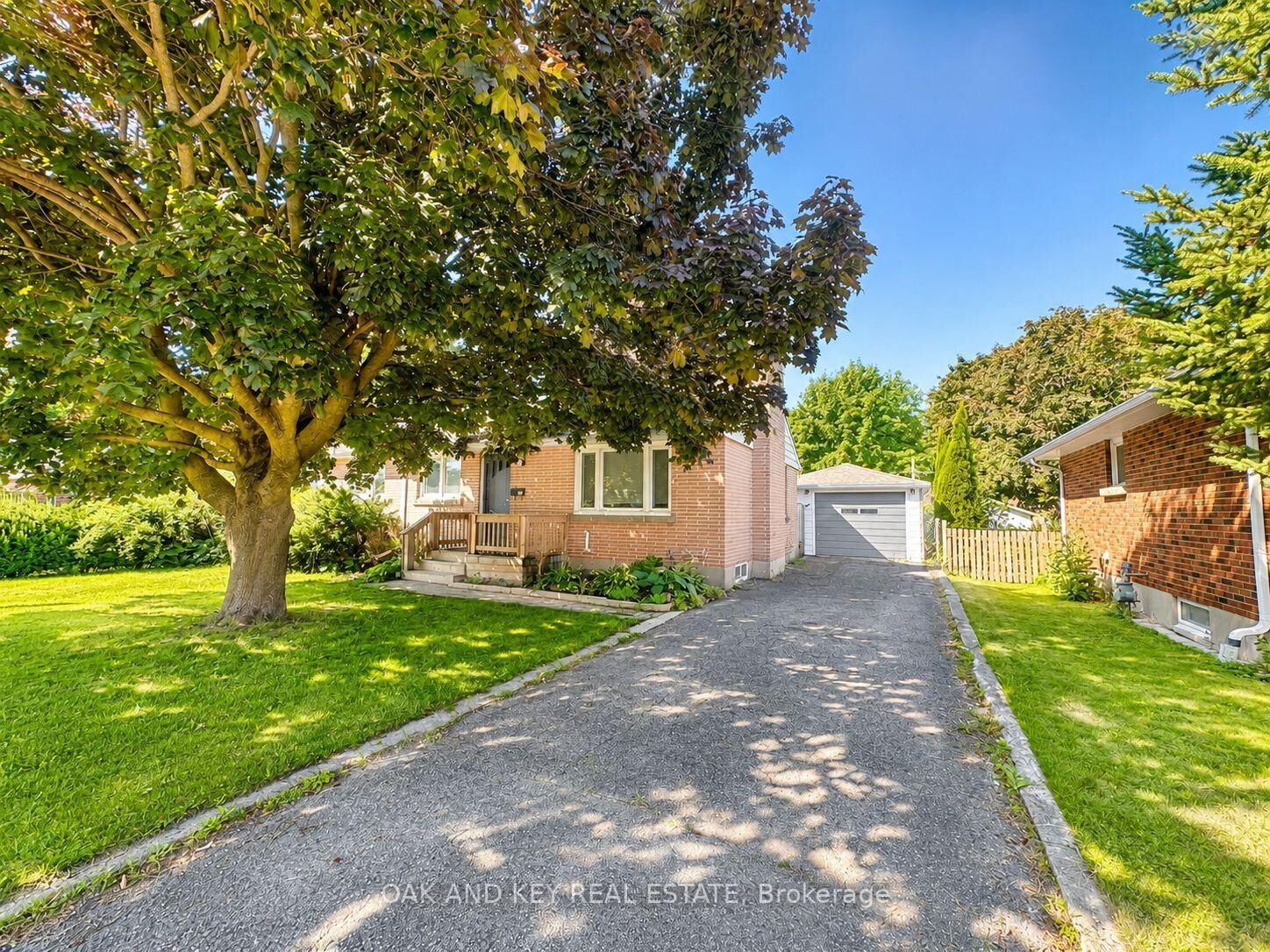 Property Photo:  307 Springbank Avenue N  ON N4S 7R5 