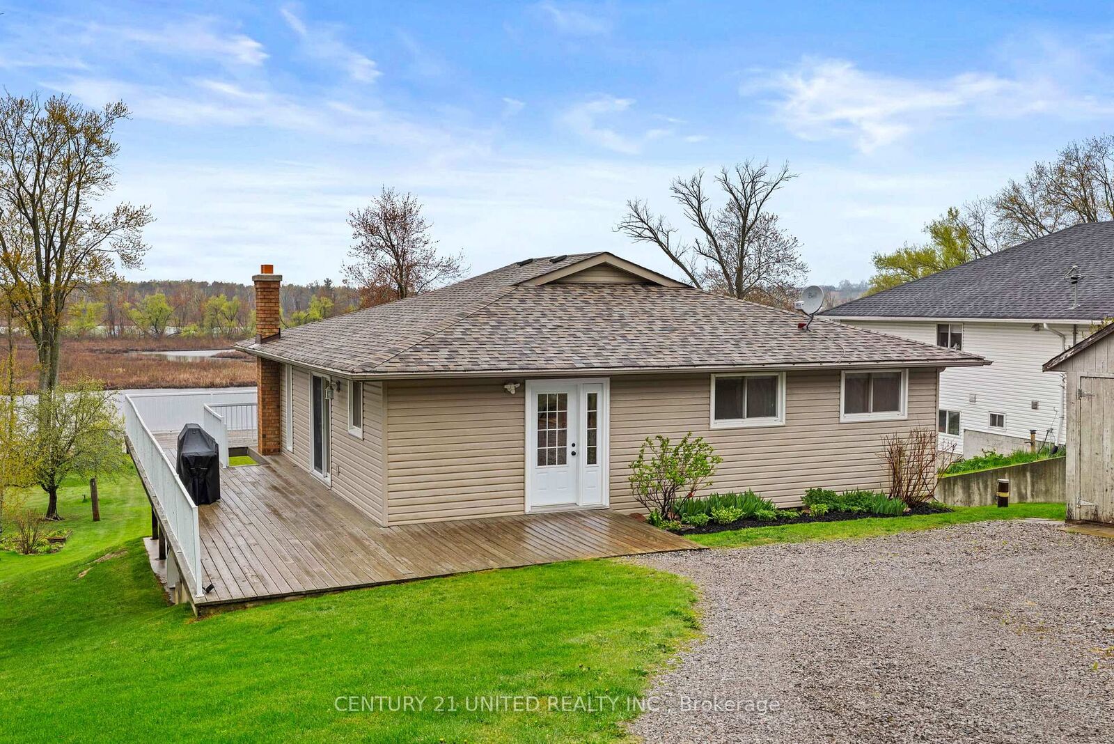 Property Photo:  385 Kents Bay Road  ON K9J 6X8 