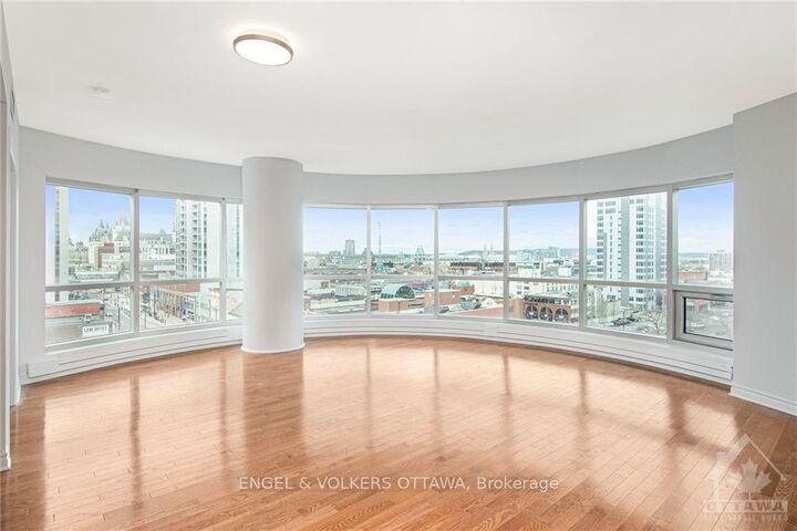 Property Photo: 200 Rideau Street 904 ON K1N 5Y1
