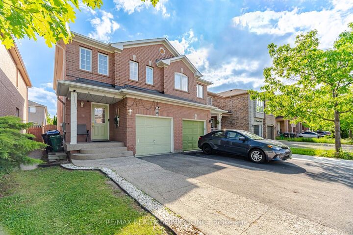 Property Photo:  29 Lonestar Crescent  ON L7A 2H9 