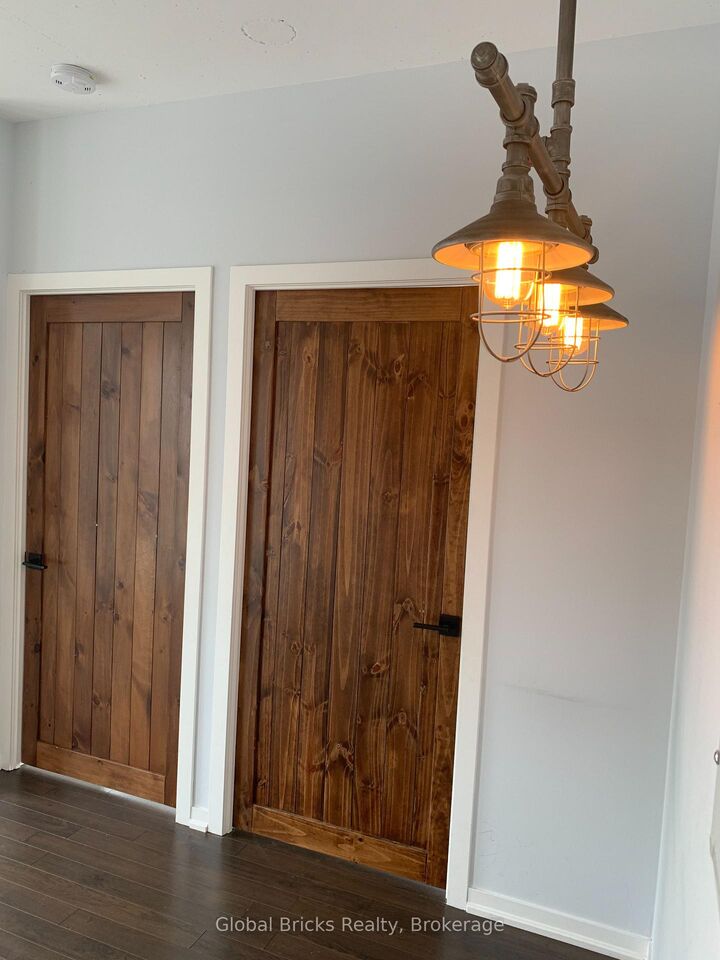 Property Photo:  170 Sudbury Street 815  ON M6J 0A1 