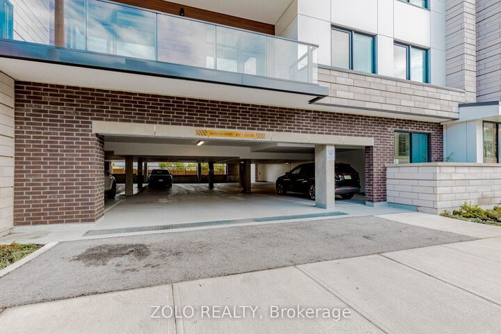 Photo de la propriété: 123 Maurice Drive 208 ON L6K 2W6