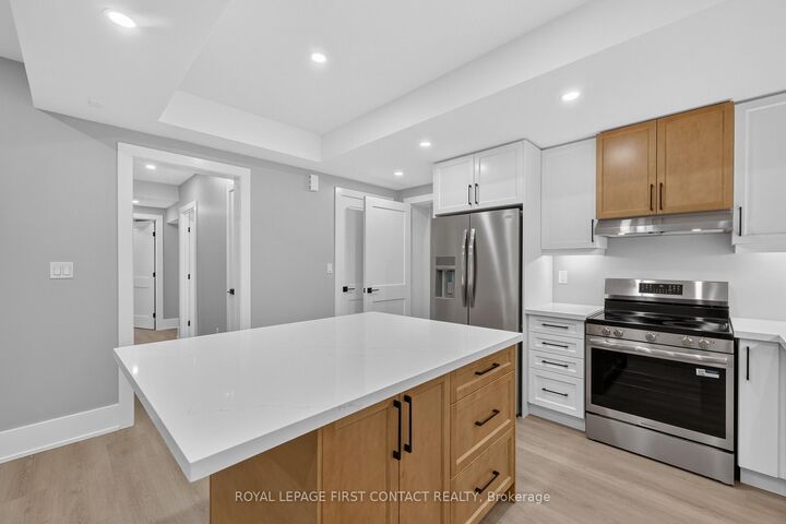 Property Photo: 933 7th Line Lower ON L9S 4G1