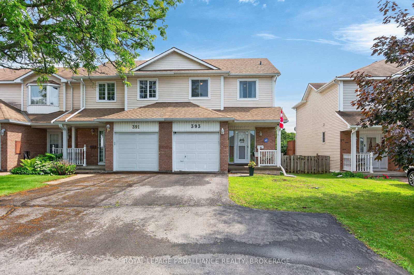 Property Photo: 393 Malabar Drive ON K7M 8X1