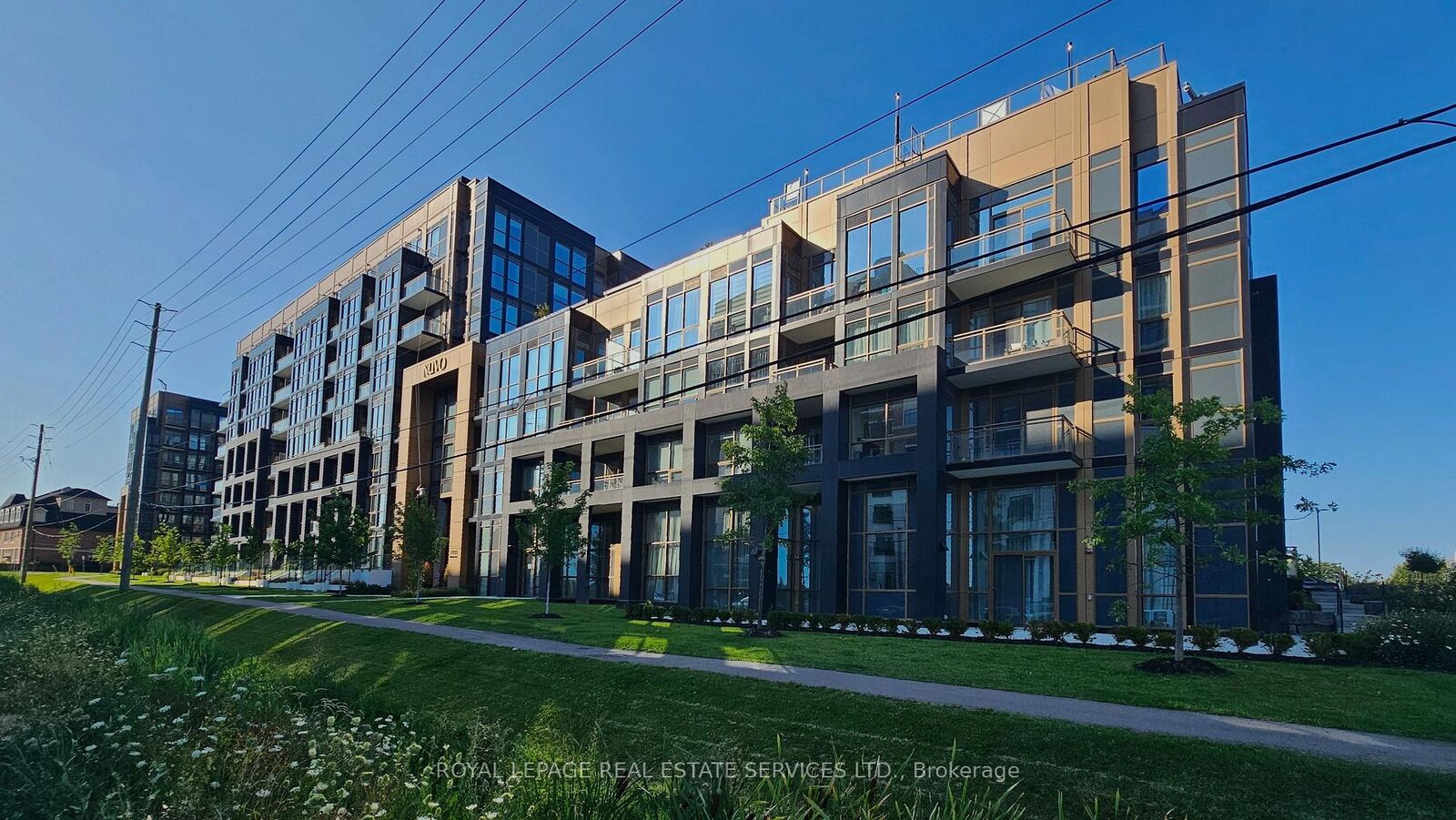 Property Photo:  2333 Khalsa Gate 212  ON L6M 0X7 