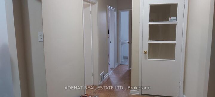Property Photo:  371 Wilson Avenue Apt  ON M3H 1T3 