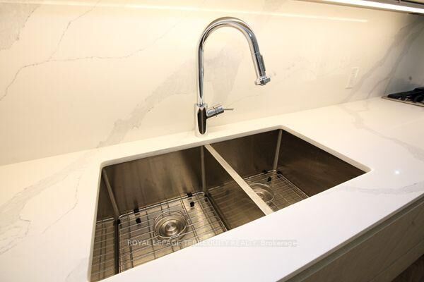 Property Photo: 48 McGill Street ON M5B 1H2
